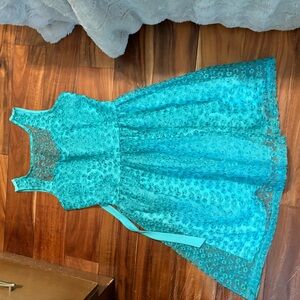 Selena Gomez Turquoise Lace‎ Kids Dress size small